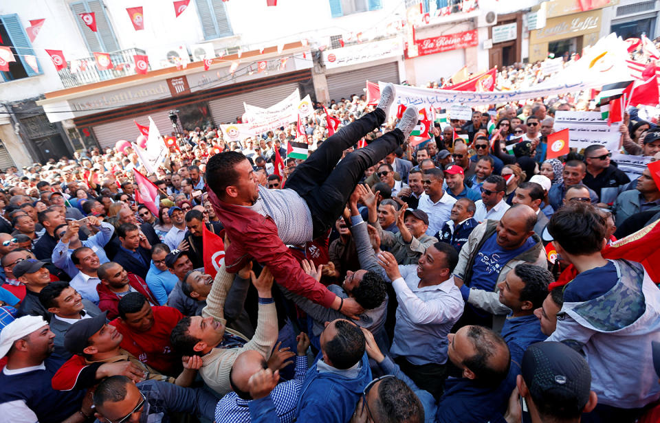 Man tossed in air over crowd