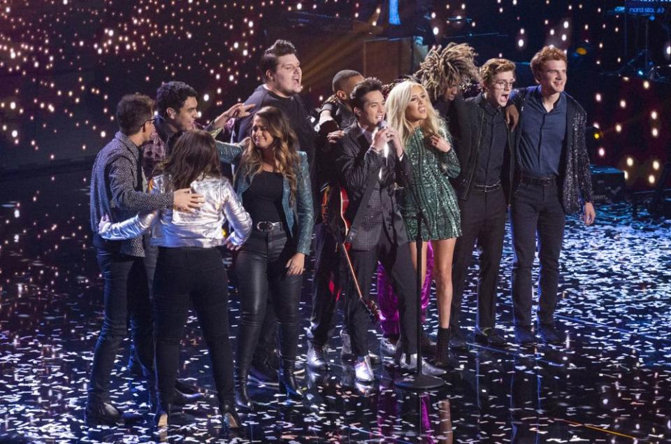 Laine Hardy and the finalists | ABC/Kelsey McNeal