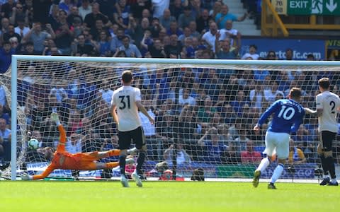 Gylifi Sigurdsson fires the ball past David De Gea - Credit: getty images