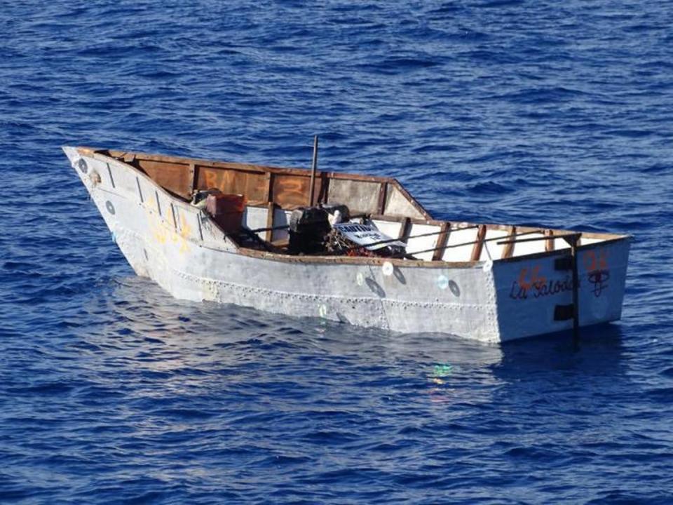 Los guardacostas repatriaron a 185 cubanos a Matanzas, Cuba, el 22 de noviembre de 2022, luego de más de diez interceptaciones en la costa de la Florida.