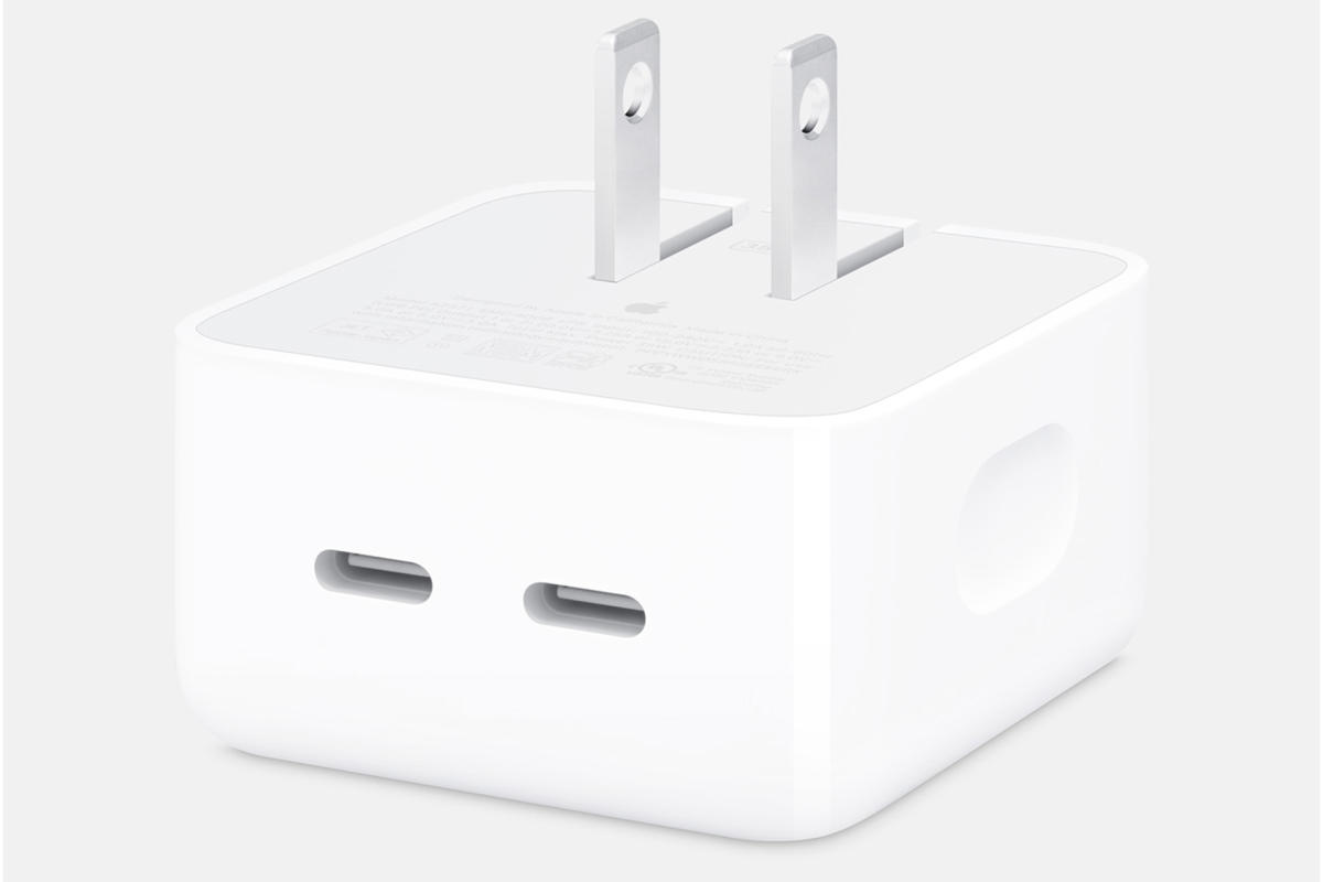 The MacBook Air M2 comes with a dual-port power adapter - engadget.com