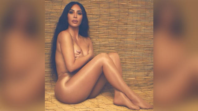 Полностью голая Ким Кардашьян | 85 фото