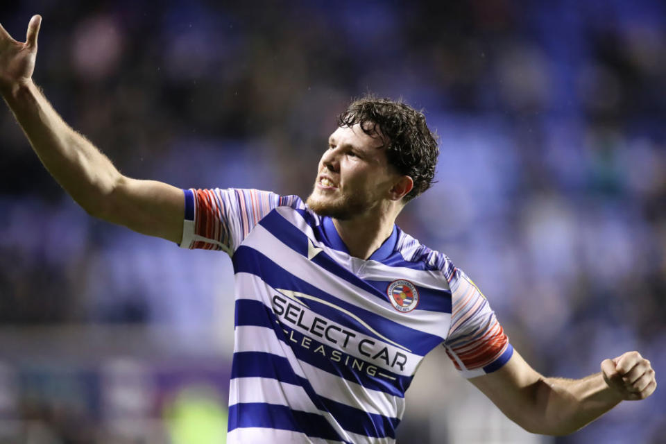 Tom Holmes of Reading celebrates after the final whistle during the Sky Bet Championship match between Reading and Swansea City at Madejski Stadium on December 27, 2022 in Reading, England. (Photo by Athena Pictures/Getty Images)