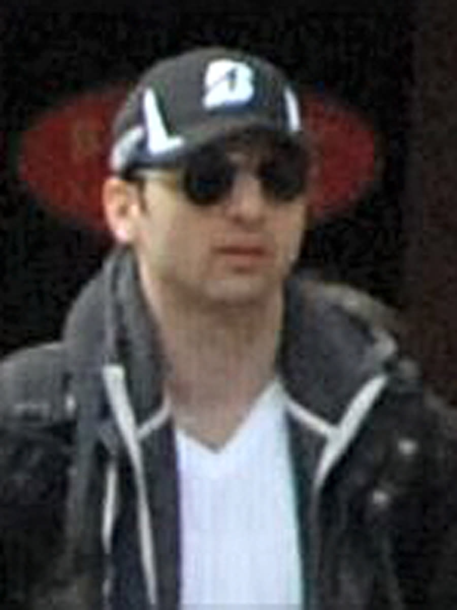 Close-up of suspect 1 in Boston Marathon bombings (FBI.gov)
