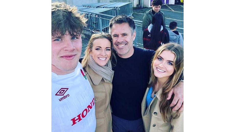 Gabby logan selfie with kids and husband