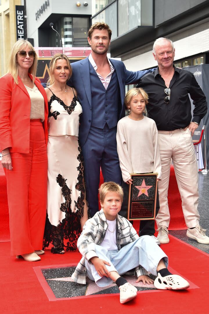 ¡En familia! Chris Hemsworth junto a Elsa Pataky y dos de sus pequeños Sasha y Tristan