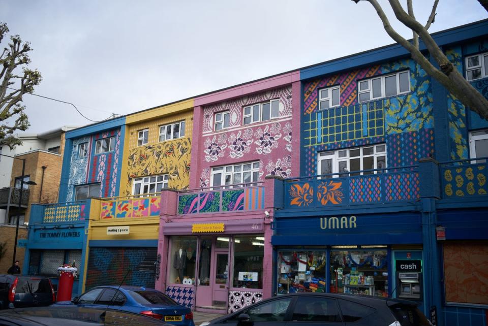 Colourful businesses on Aberfeldy Street (Matt Writtle)