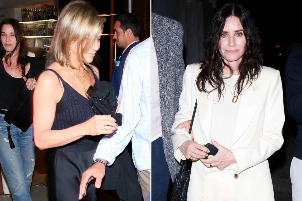 <p>STAR INFLUX LA / BACKGRID</p> Jennifer Aniston, Courteney Cox.