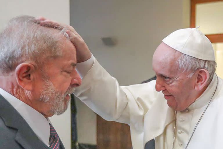El Papa y Lula, en una reunión de 2020