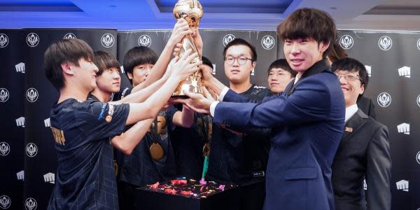 RNG hace historia y se corona tricampeón del Mid-Season Invitational