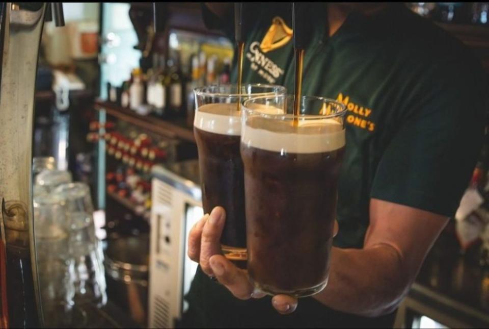 old school pubs - molly malone's ale