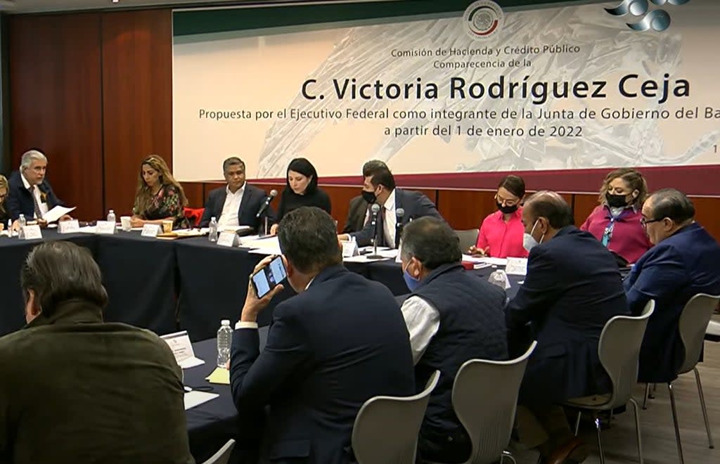 Victoria Rodríguez Ceja comparece en el Senado de la República (Senado Mexicano)