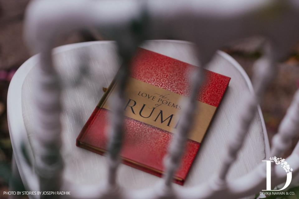 An anthology of Rumi’s poems was gifted to each guest.