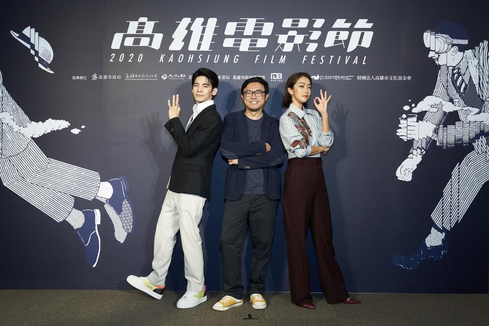  林柏宏（左起）、導演廖士涵、李霈瑜出席《大債時代》世界首映