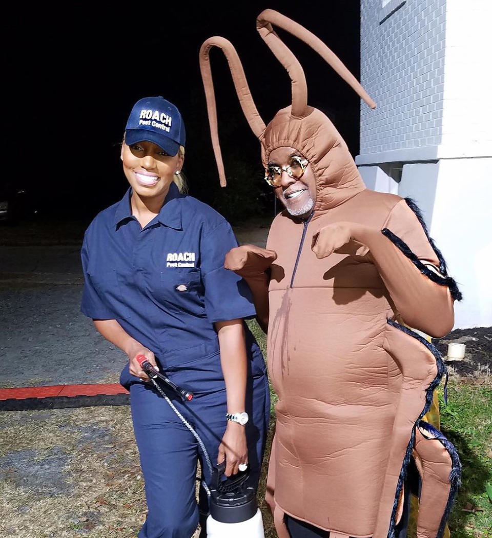 How Kim Zolciak-Biermann Reacted to NeNe Leakes' Roach-Themed Halloween Costume