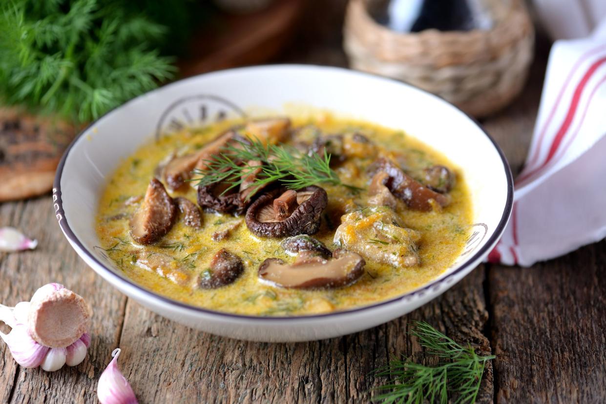 Thick soup of dried mushrooms with onions, carrots and cream.