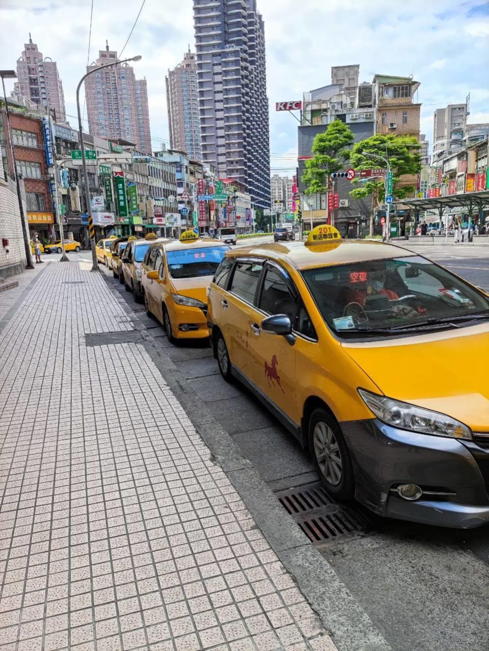 計程車招呼站。   圖：新北市交通局提供