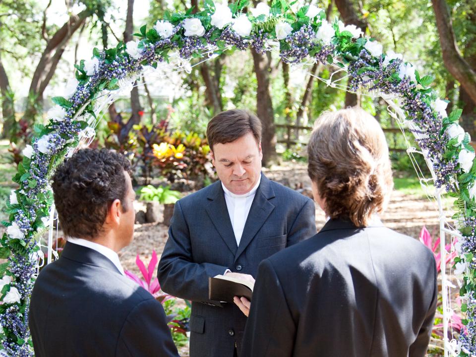 wedding arch