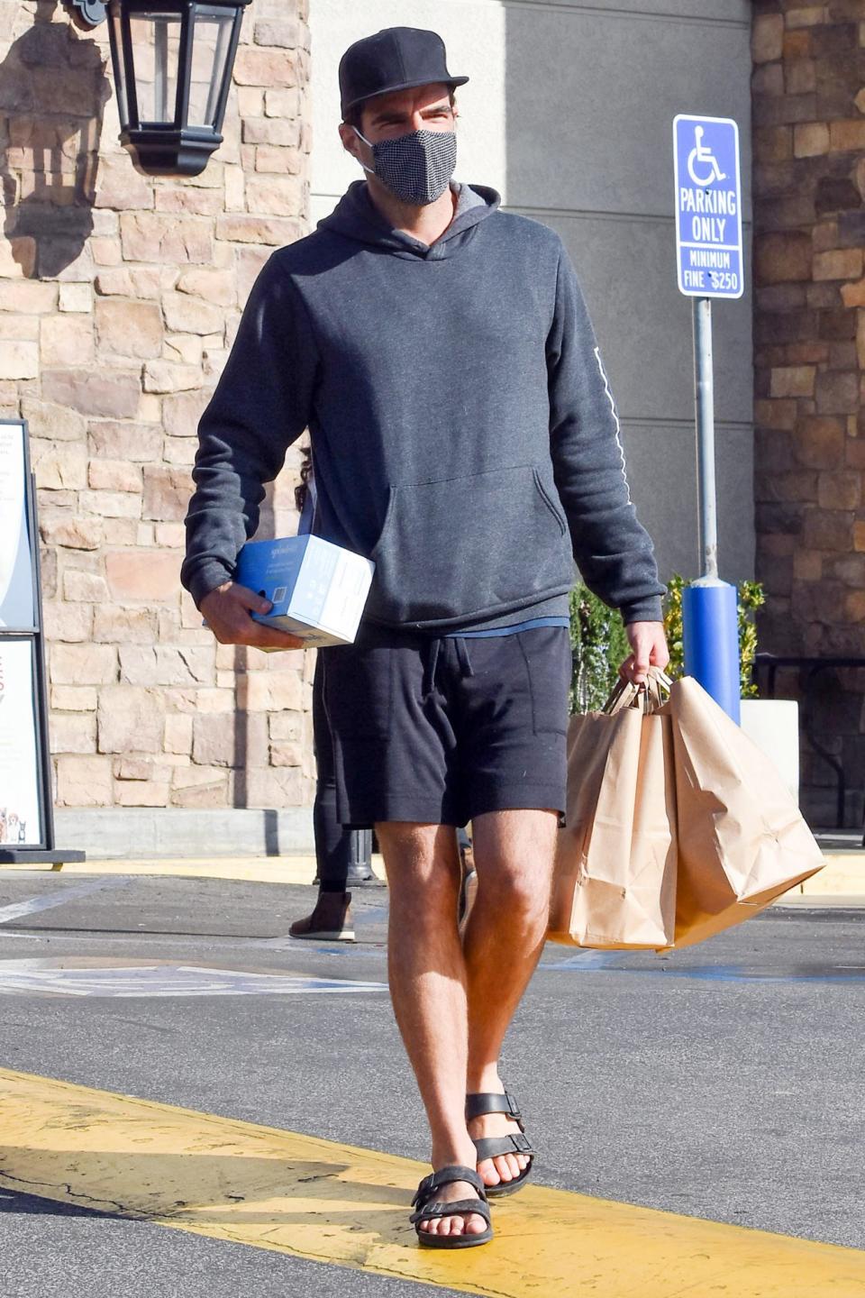 <p>Zachary Quinto is seen running errands on Wednesday in L.A.</p>