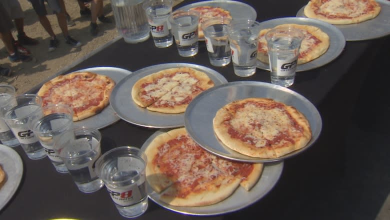 Pizza-eating champ downs 19 pizzas in 10 minutes