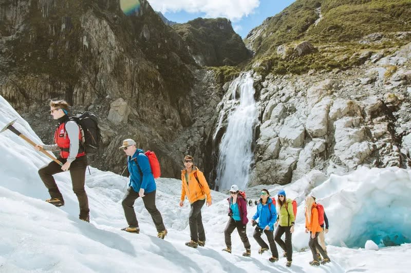 Fox Glacier Heli Hike Experience. (Photo: Klook SG)