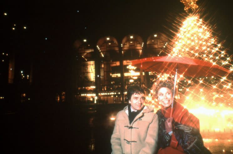 Dudley Moore and Mary Tyler Moore in <em>Six Weeks</em>. (Photo: Universal/Everett Collection)