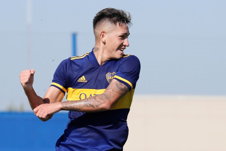 Luis Vázquez, juvenil, conformó el ataque junto con Cristian Pavón, en el primer ensayo de Battaglia como DT de Boca