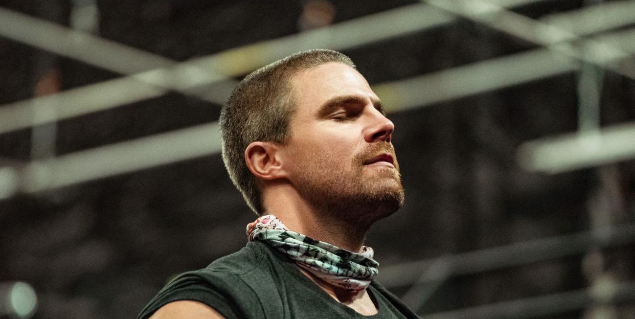 stephen amell as ace spade, heels