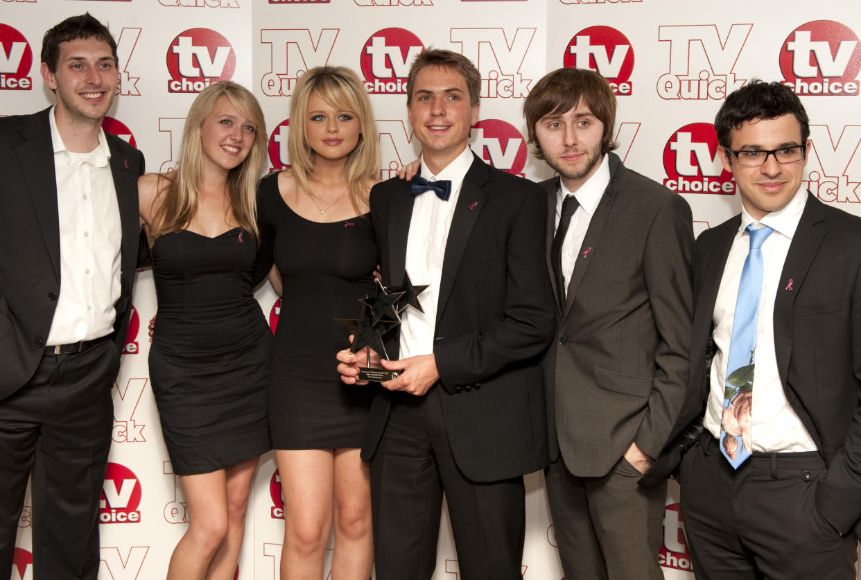 The Cast Of The Inbetweeners (Left To Right, Blake Harrison, Emily Head, Emily Atack, Joe Thomas, James Buckley And Simon Bird) With The Best Comedy Show Award At The Dorchester Hotel, Park Lane, London. (Photo by Mark Cuthbert/UK Press via Getty Images)