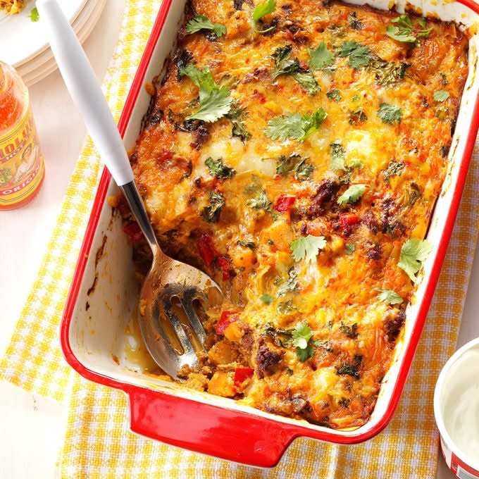 Chorizo Egg Casserole Exps Bbbz16 142375 07a 07 3b 2