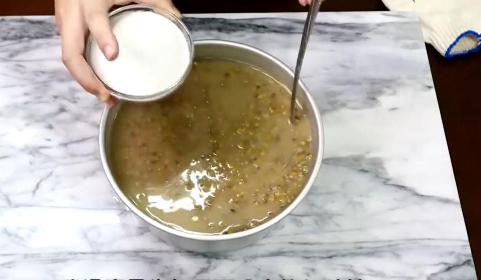 綠豆湯煮好再加糖 能縮短加熱時間