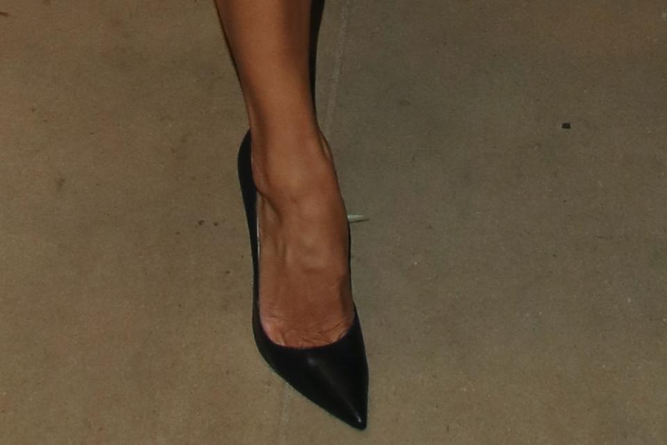 A closer look at Scherzinger’s pumps. - Credit: SplashNews.com