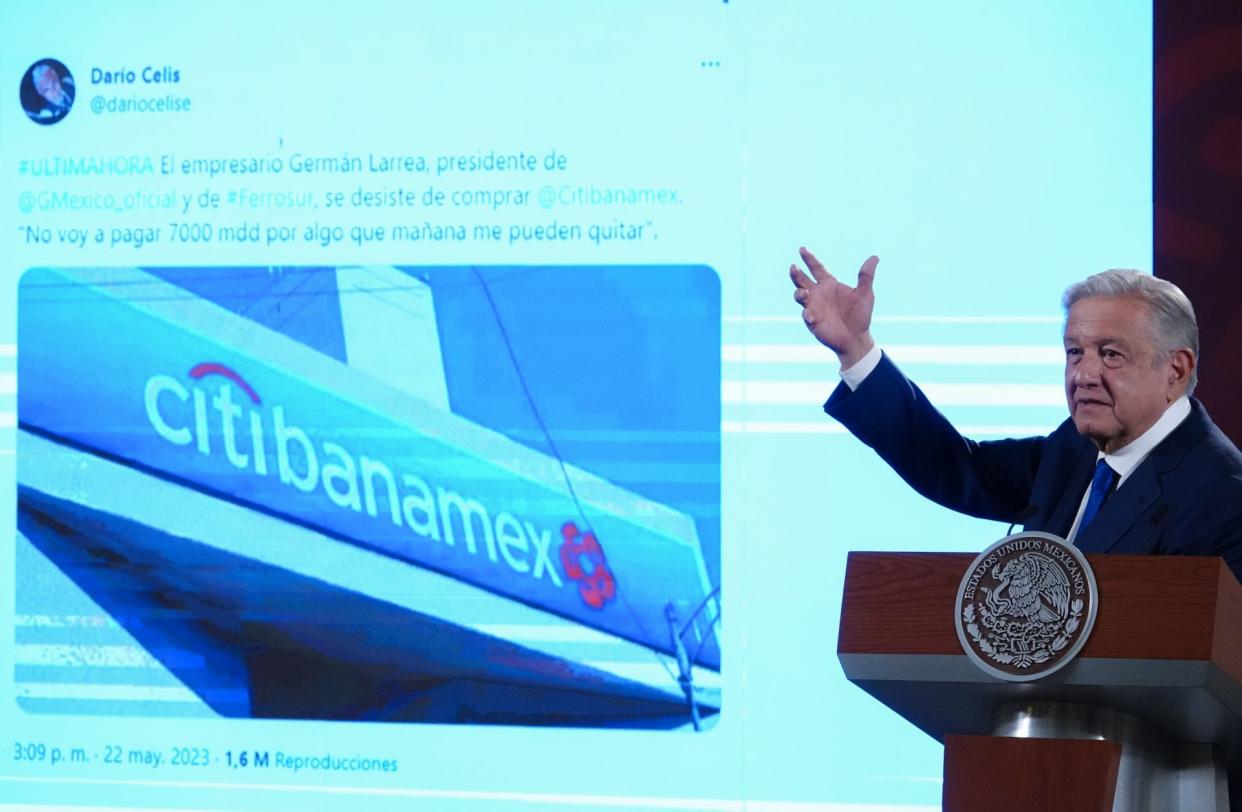 Andrés Manuel López Obrador, presidente de México, durante la conferencia matutina en donde se refirió al tema de la venta de Banamex | FOTO: GALO CAÑAS/CUARTOSCURO.COM