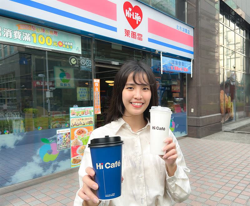 3月31日至4月6日Hi Café現煮檸檬咖啡系列同品項，及炭焙鐵觀音拿鐵「買6送4」。（圖／萊爾富提供）