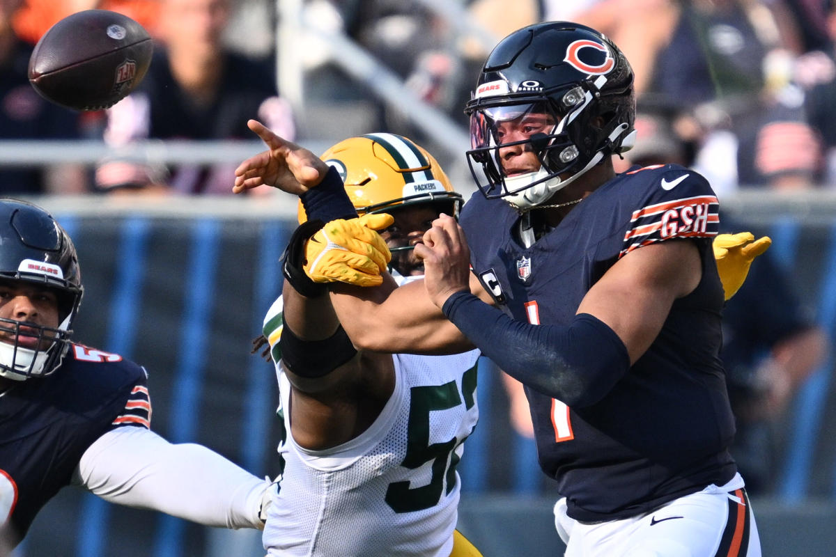 A Complete Guide to the Green Bay Packers-Chicago Bears Rivalry, News,  Scores, Highlights, Stats, and Rumors