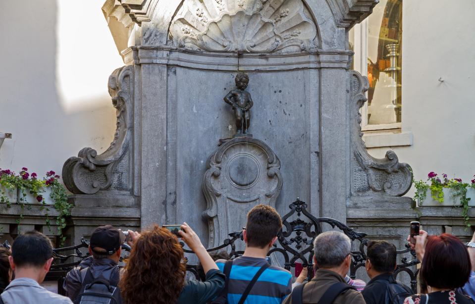 manneken pis, brussels, belgium