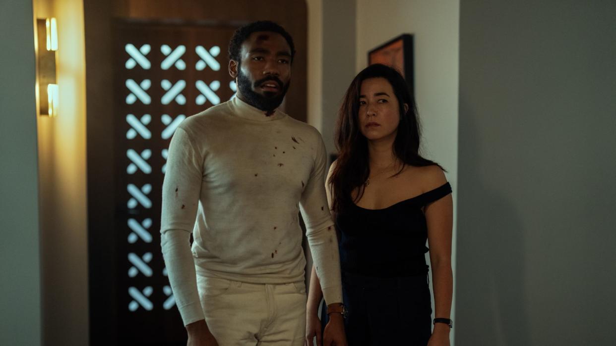  Donald Glover and Maya Erskine in Mr. & Mrs. Smith. 