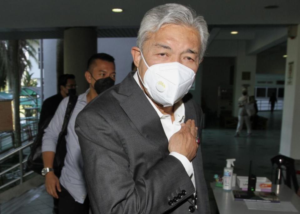 Datuk Seri Ahmad Zahid Hamidi arrives at the Shah Alam High Court May 12, 2022. — Picture by Miera Zulyana