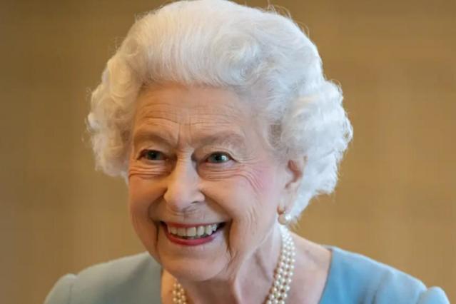 UK: Queen Elizabeth II Had Cancer Before She Died, New Book Claims