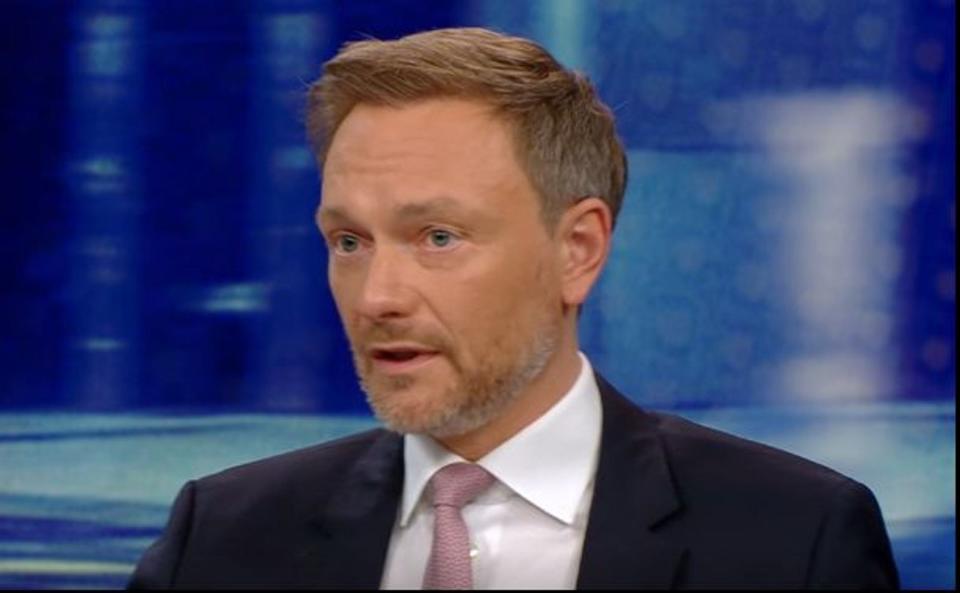 FDP-Chef Christian Lindner (Bild) ging auf Konfrontation mit Olaf Scholz und sprach von einer möglichen Klage. (Bild: ZDF)