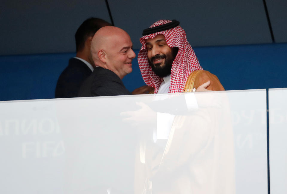 Soccer Football - World Cup - Group A - Russia vs Saudi Arabia - Luzhniki Stadium, Moscow, Russia - June 14, 2018   FIFA President Gianni Infantino with Saudi Arabian Crown Prince Mohammad bin Salman bin Abdulaziz Al Saud   REUTERS/Christian Hartmann