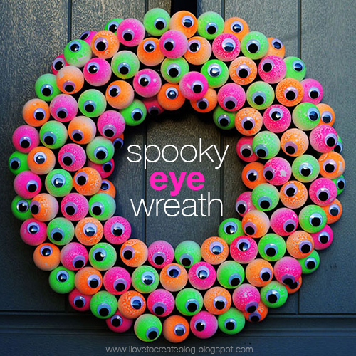 Spooky eye wreath