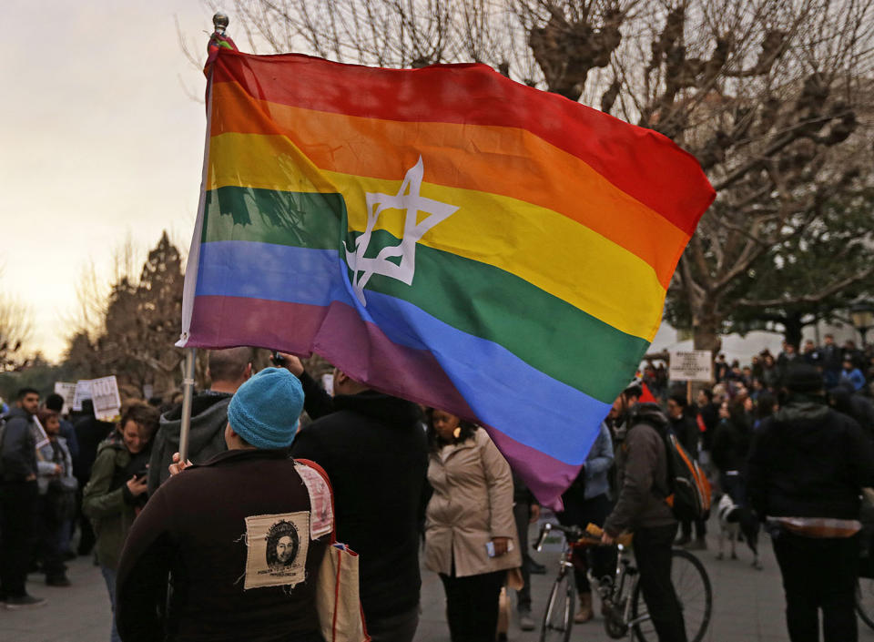 Event canceled as thousands protest in Berkeley