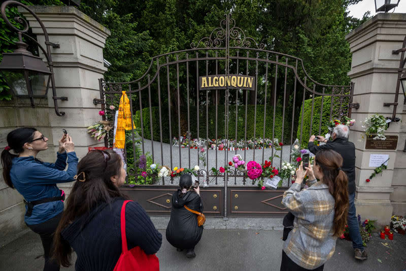 Puertas de la residencia de Tina Turner en Suiza