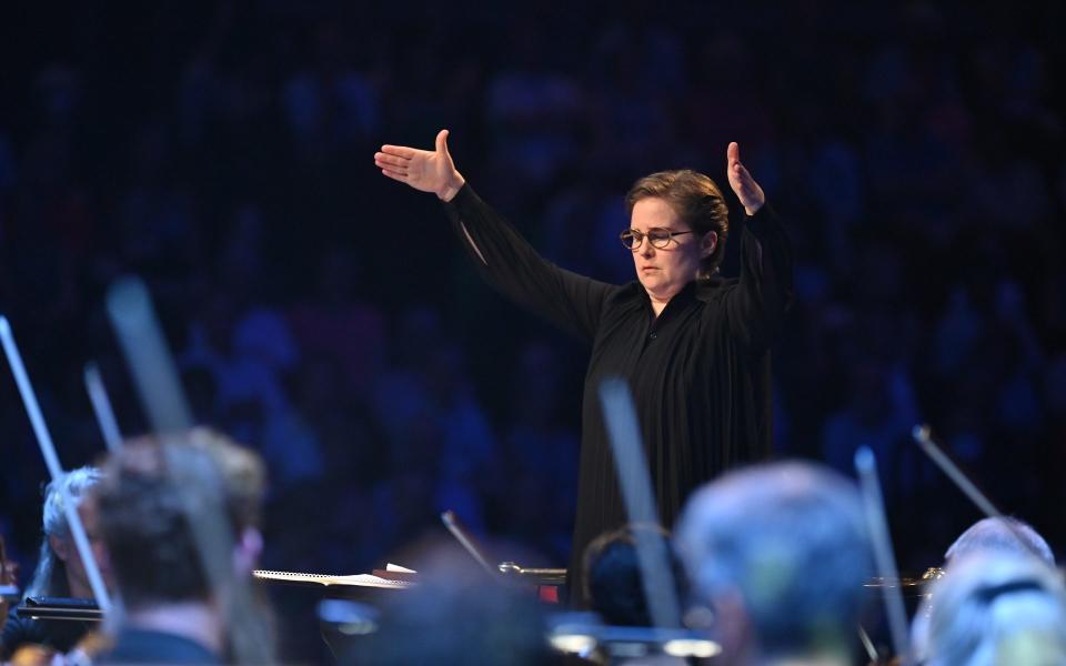 Eva Ollikainen conducts the BBC Philharmonic at the Proms - Chris Christodoulou