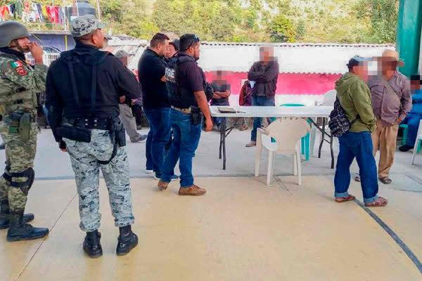 Operativo de fuerzas de seguridad luego del secuestro de cuatro integrantes de una familia en Ayahualtempa, Guerrero.