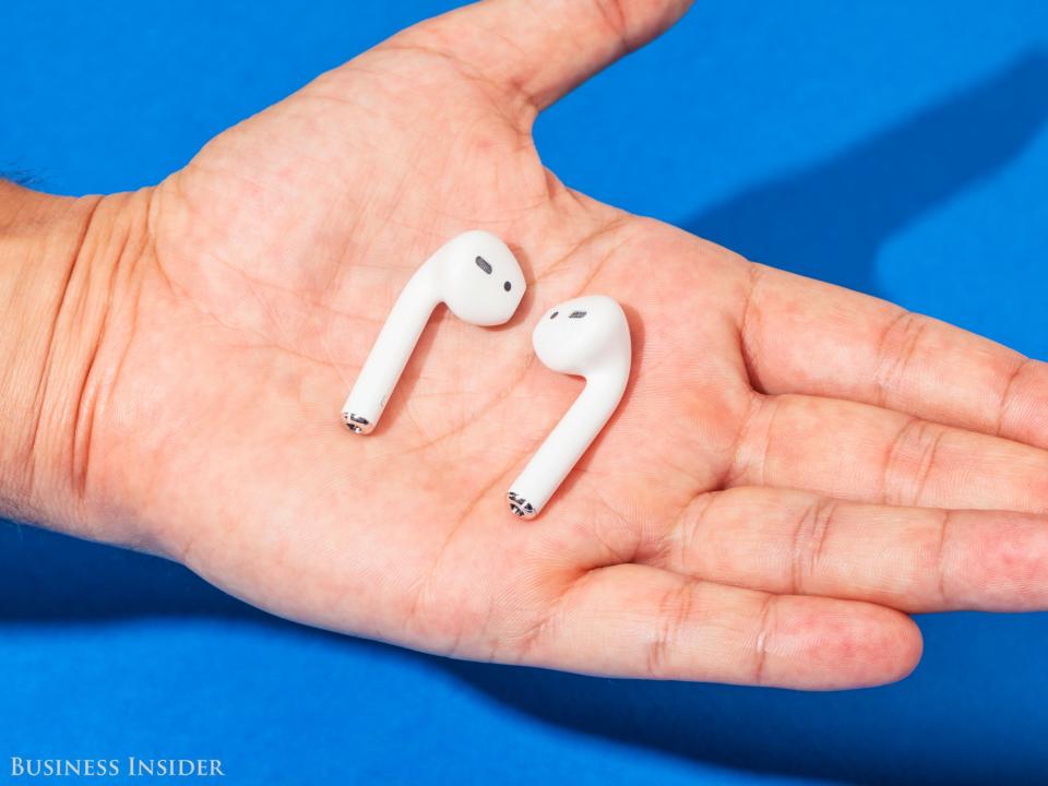 apple airpods