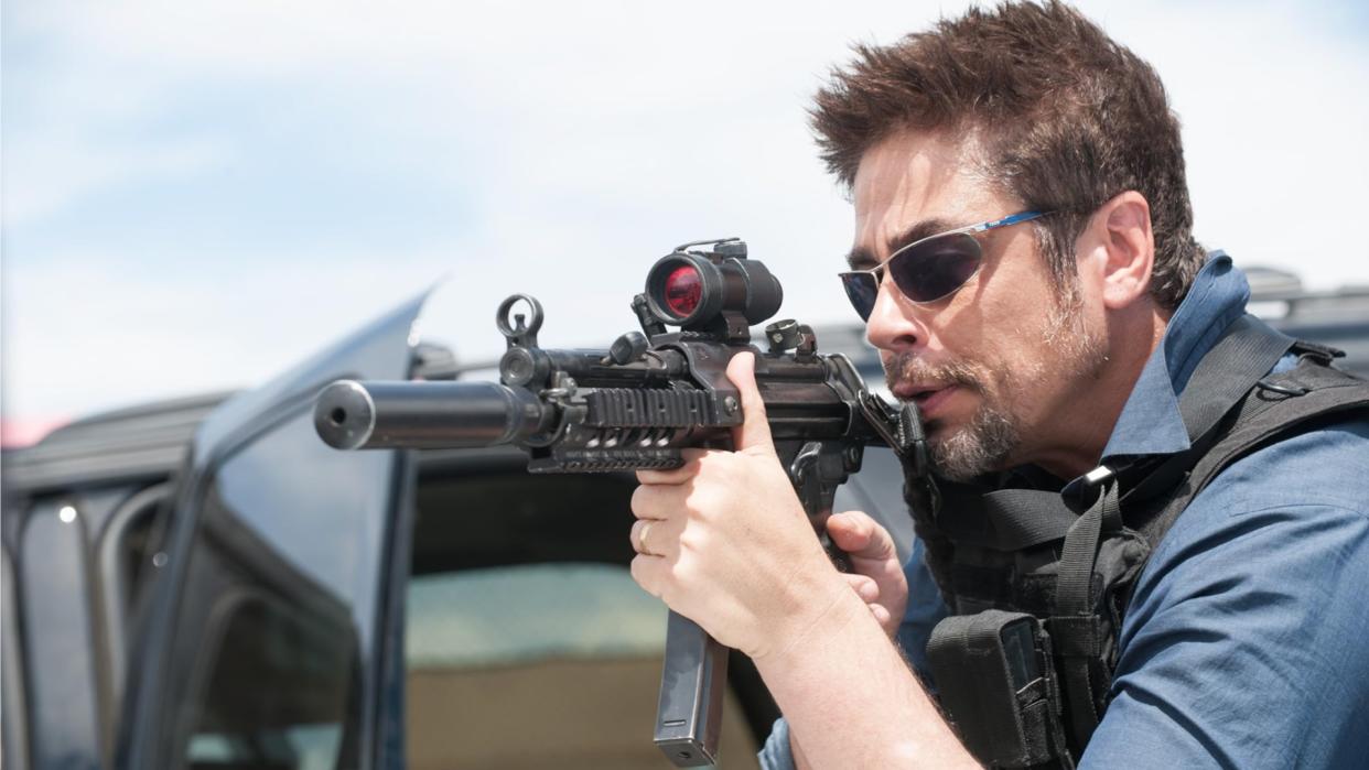  Benicio del Toro in Sicario. 