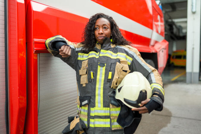 Twin Sisters Hope To Break Barriers As Firefighters In This Mostly White Male Department | Photo: AzmanL via Getty Images