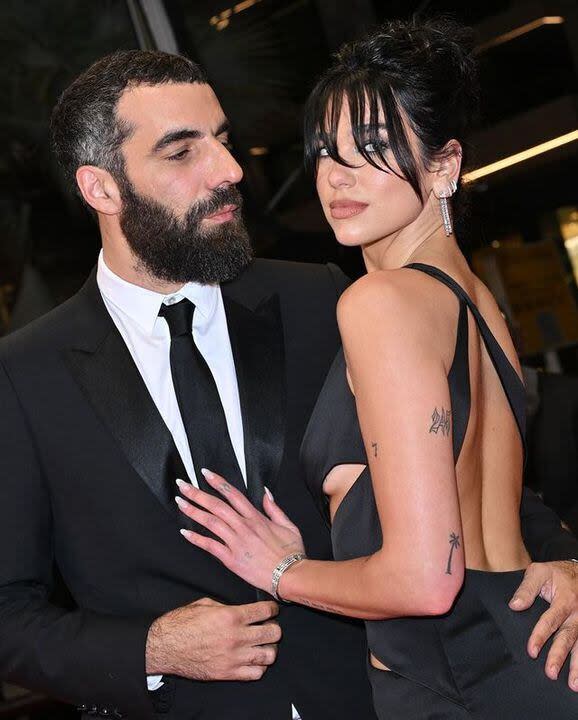 Dua Lipa en el Festival de Cannes junto a su expareja, el director Romain Gavras